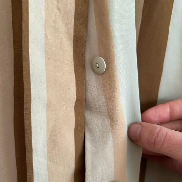 *Unique* Chic Upcycled Women's Blouse - Picture 5 of 6